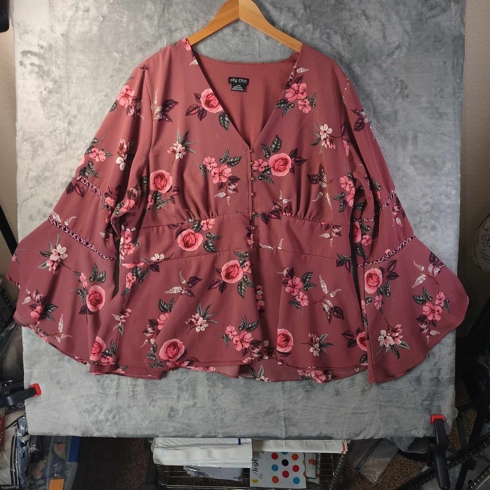 City Chic Womens L 20 Burgundy Floral Babydoll Peplum V Neck Bell Sleeve Blouse